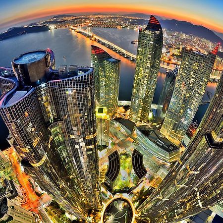 Ferienwohnung Haeundae Ocean Bridge Penthouse Busan Exterior foto