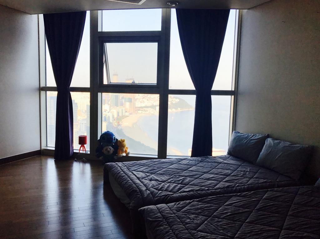 Ferienwohnung Haeundae Ocean Bridge Penthouse Busan Exterior foto